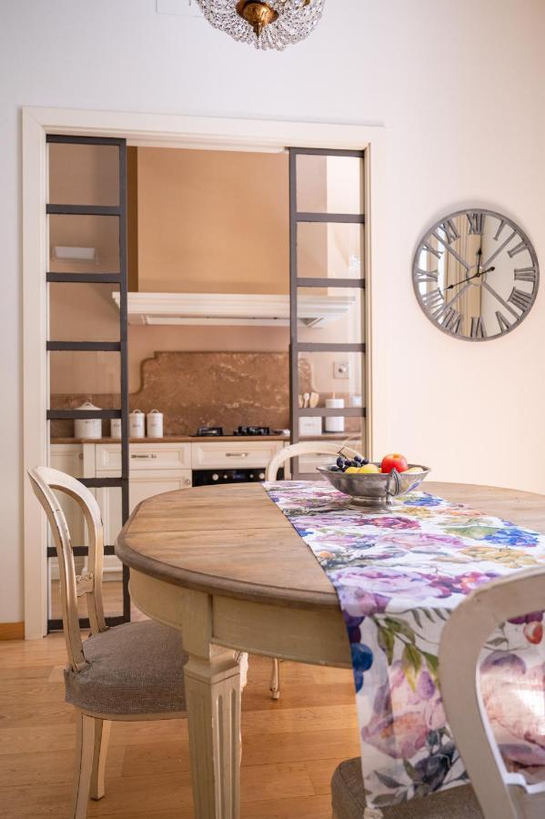 Central And Roomy Near The Station And Duomo - Homeunity Florence Extérieur photo