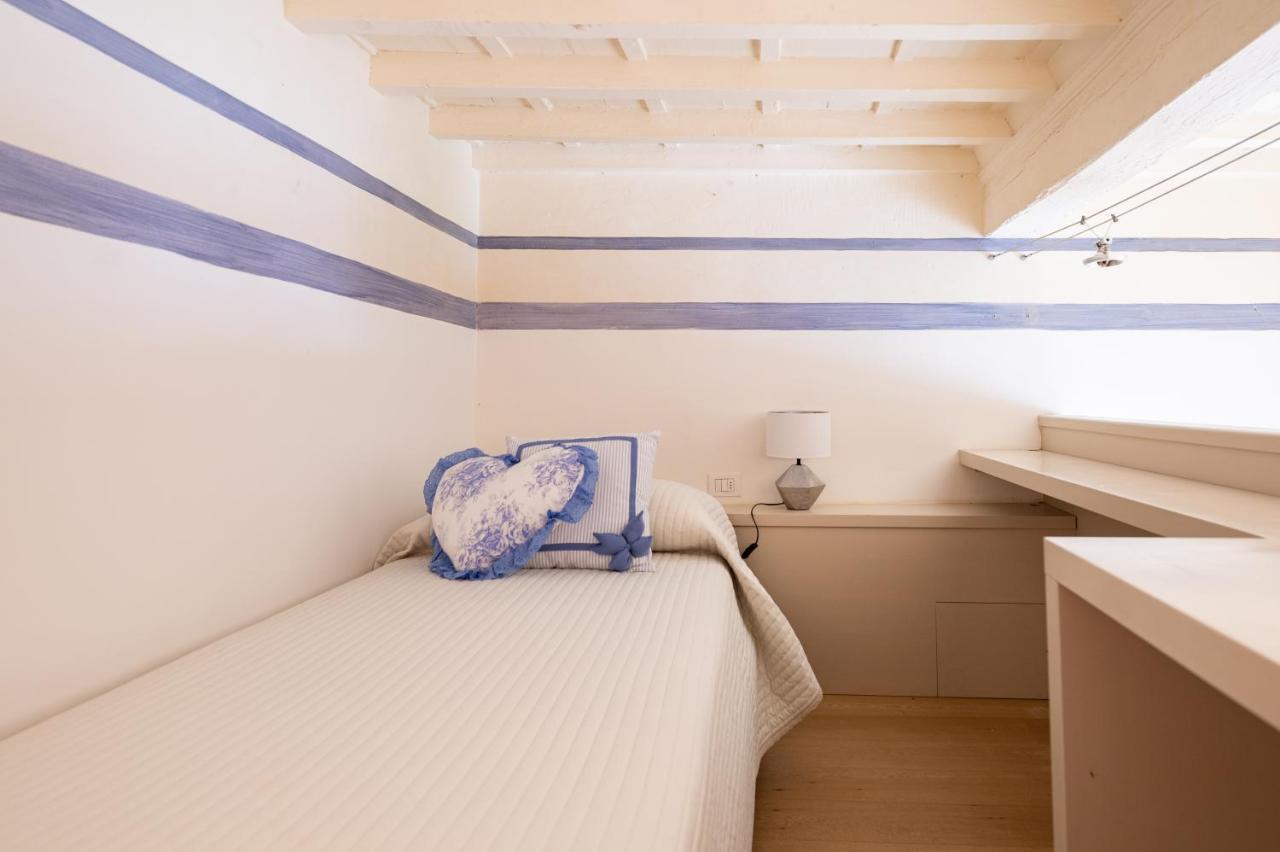 Central And Roomy Near The Station And Duomo - Homeunity Florence Extérieur photo